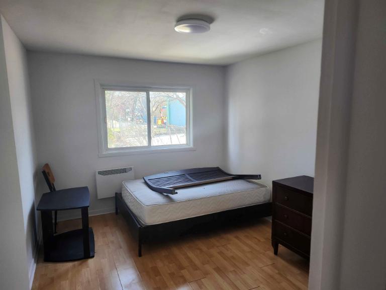2 CH - 1 SDB - Gatineau - $1,350 /mo 5