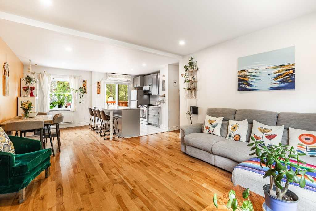 2523 Rue des Carrières, Montréal, QC, Canada — photo 3