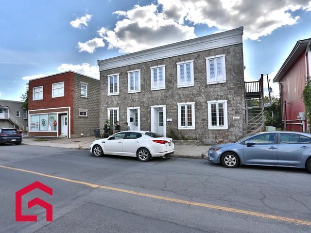 2258 Av. Bourgogne — photo 1