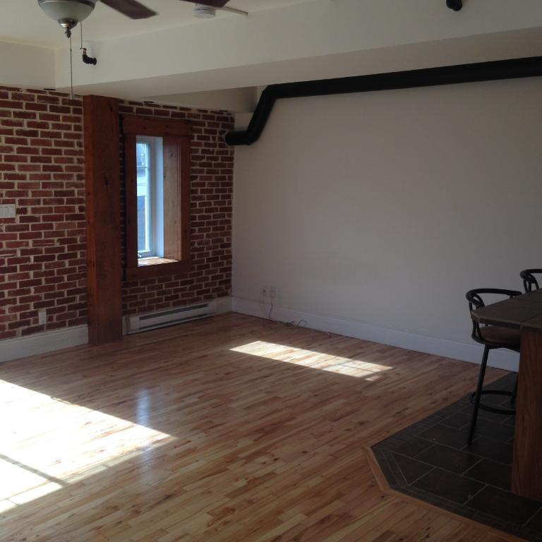 3 1/2 petit loft centre-ville Salaberry-de-Valleyfield — photo 3