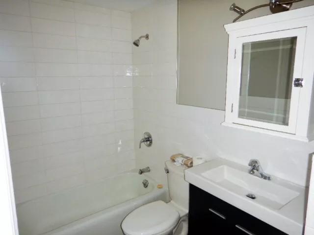 Superbe appartement 3 1/2 entièrement meublé près de l'U. Laval 2