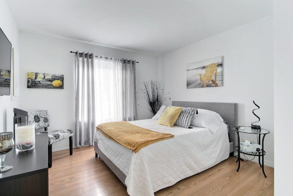 Superbe et spacieux 4½ à louer, rue du Quotidien, Lévis, foyer, climatisé, 2 stationnements 2