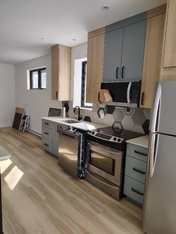 516 Rue Damasse-Bastien, Magog, QC, Canada — photo 2