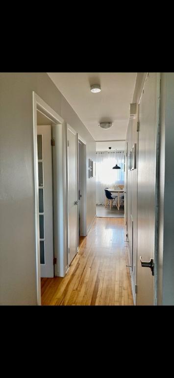Appartement à louer 4 1/2 à Ste-Thérèse 5