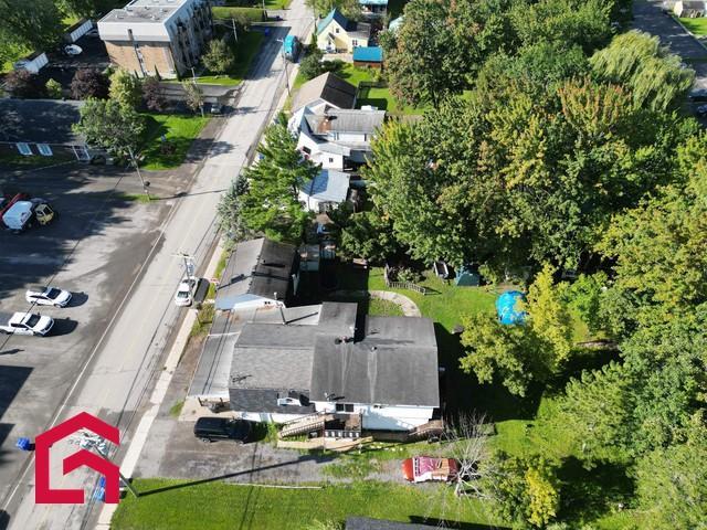 71 71C Rue Ste-Anne — photo 3