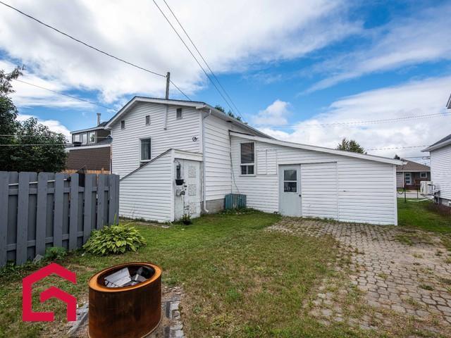 1248 1250 5e Rue — photo 3