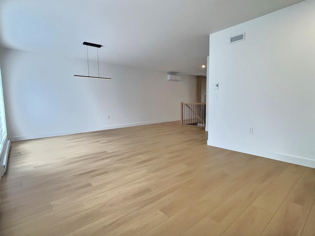 Maison neuve à louer 5