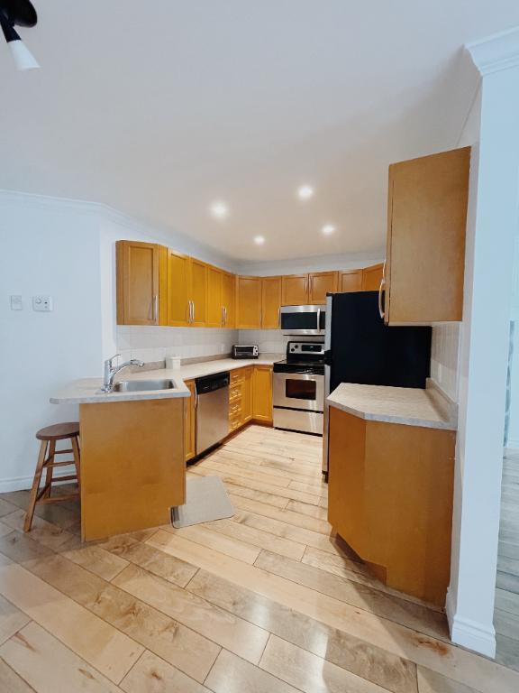 Condo meublé et tout inclus 3
