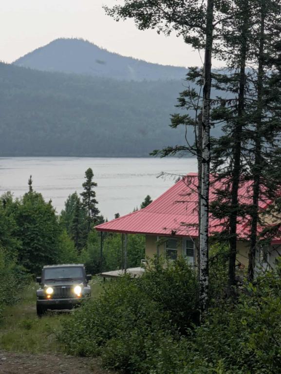 1 Chemin bassin rivère manicouagan — photo 2
