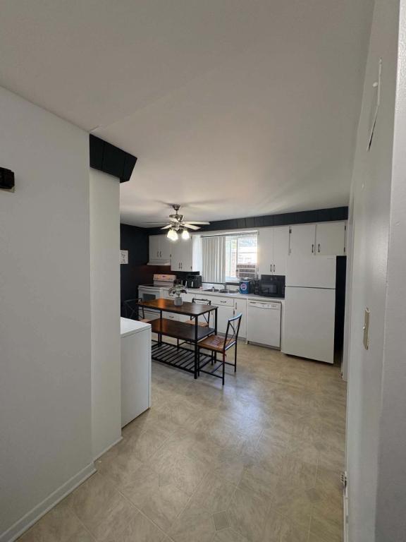 4 1/2, SorelTracy, 1050$, Dispo Octobre 2026, stationnement et espace stockager inclus 3