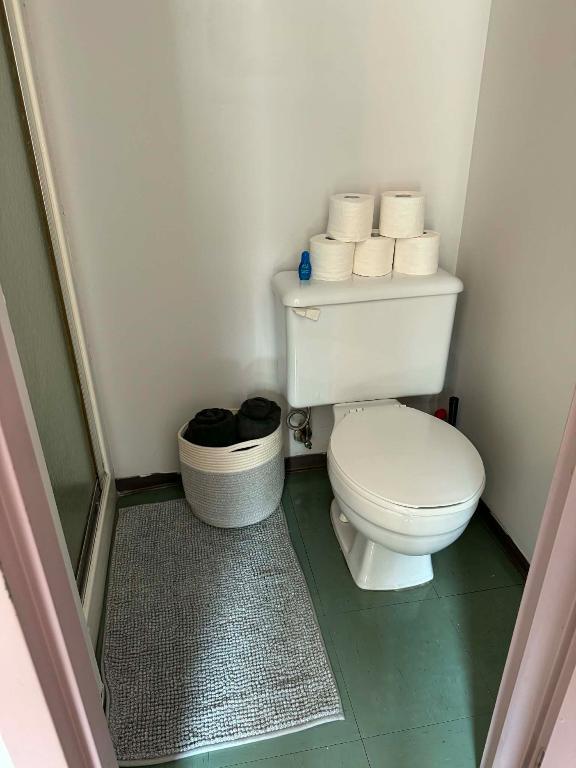 Cession de bail d'une chambre à la résidence Marie Victorin, libre immédiatement, chambre meublée, extrêmement propre. 610 $/Mois tout inclus 4