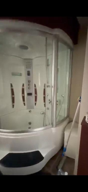 Partage de maison 5 1/2  cherche colocation 3