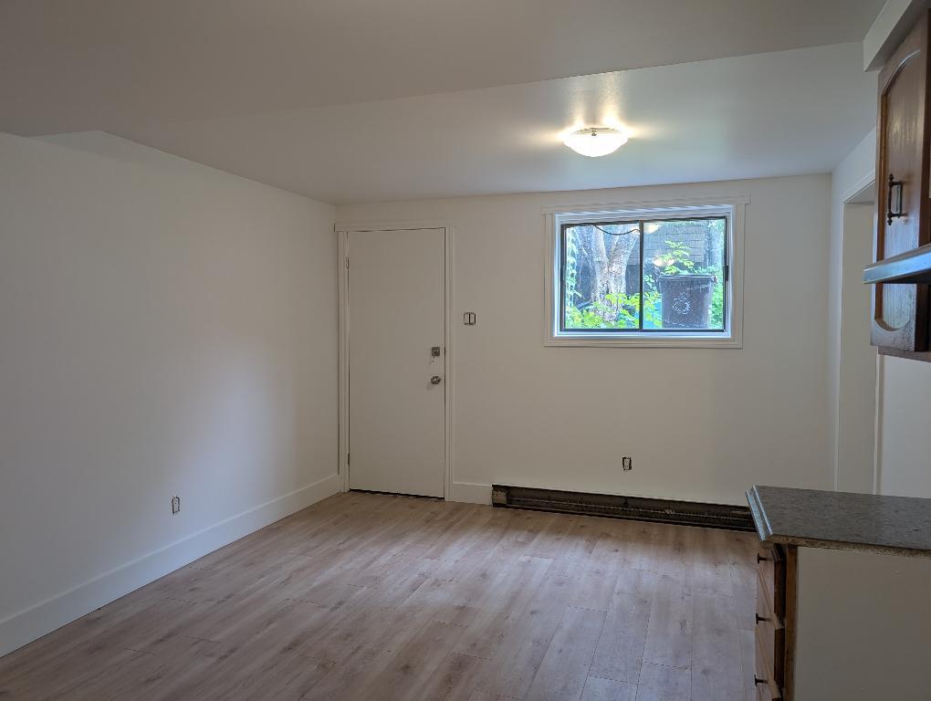 4 1/2  semi-meublé Montréal 5