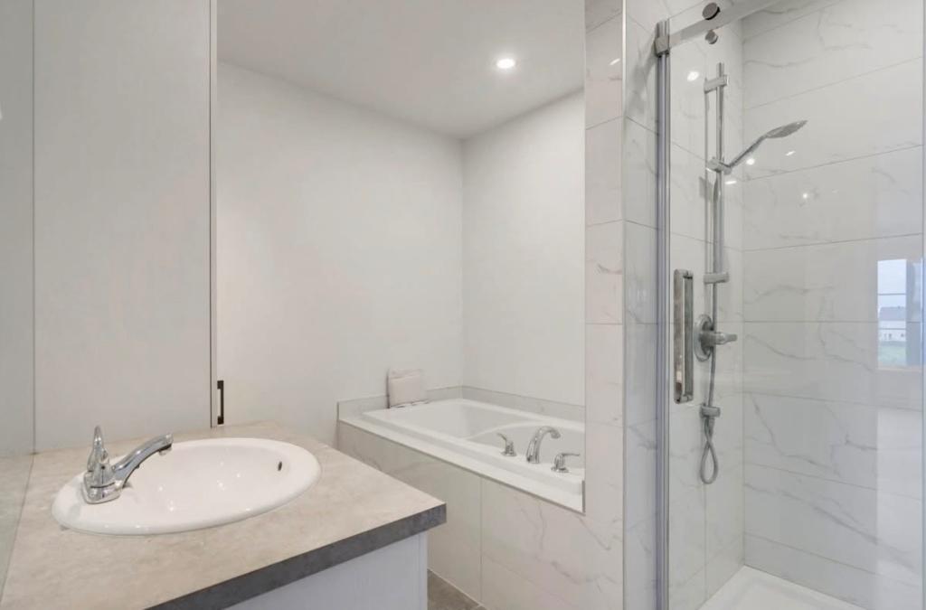 5 1/2 au 3e étage, 1197 DesJardins - St-Rémi 5