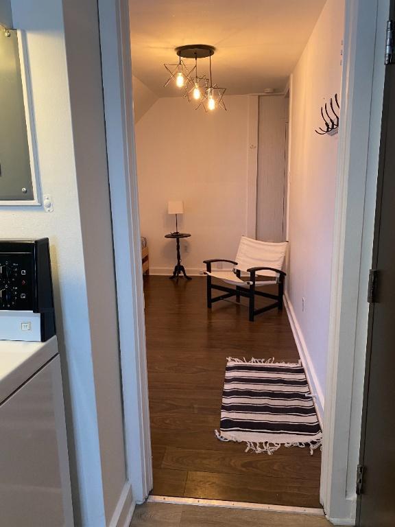 2 ½  Près Cégep - Chauffage, eau chaude, wifi et électroménagers  inclus 5