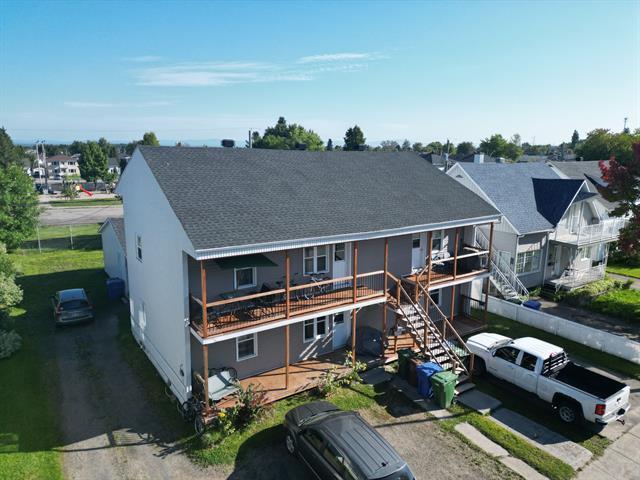 3692 3702 Rue Ste-Ursule — photo 2
