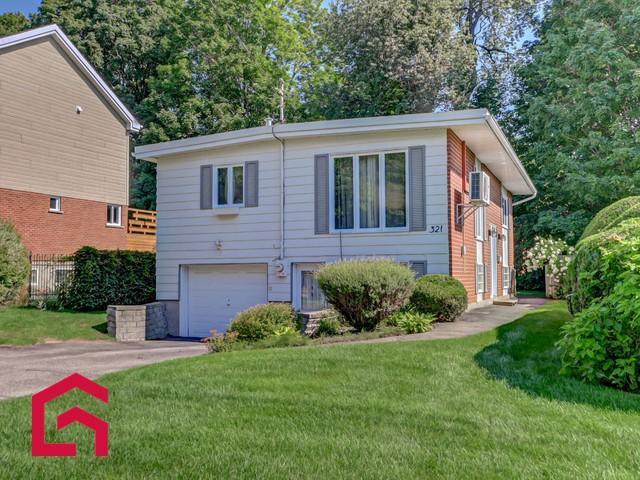 321 14e Avenue — photo 1