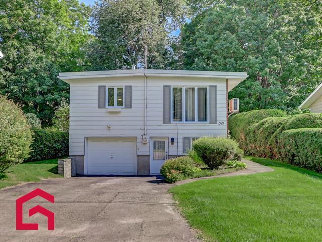 321 14e Avenue — photo 2