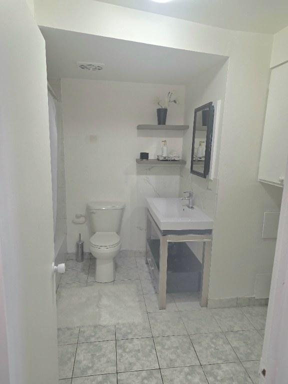 Superbe grand 4 1/2 ensoleillé dans un secteur recherché de Laval 5