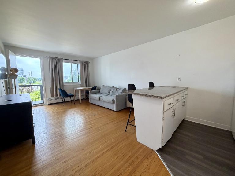 Loft studio entièrement meublé à louer Sainte-Foy septembre 2026 4