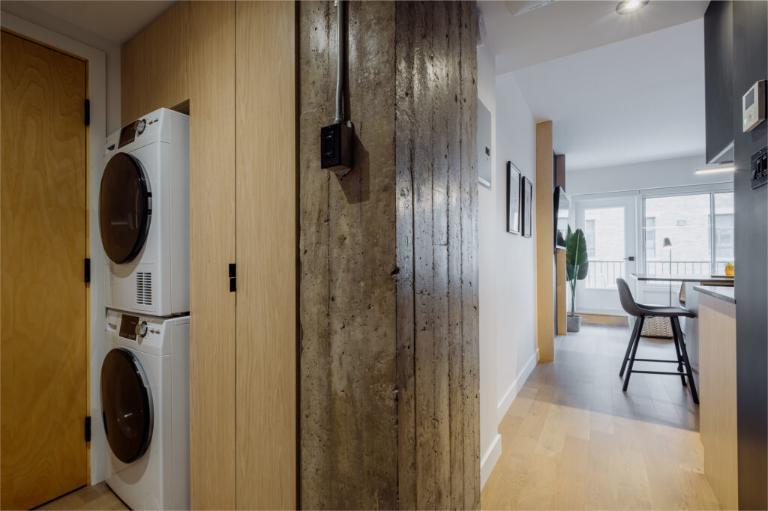 Loft studio entièrement meublé à louer Saint-Jean-Baptiste juin 2026 3