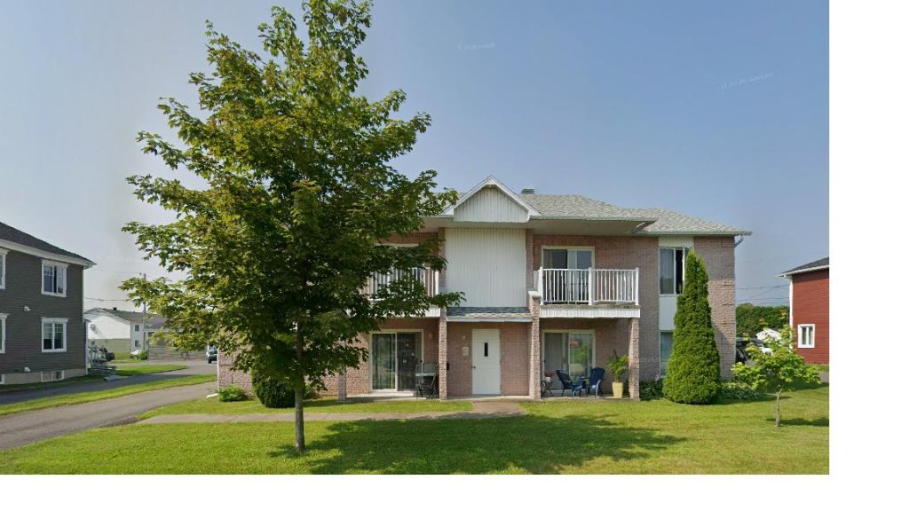 Quadruplex à vendre — photo 1