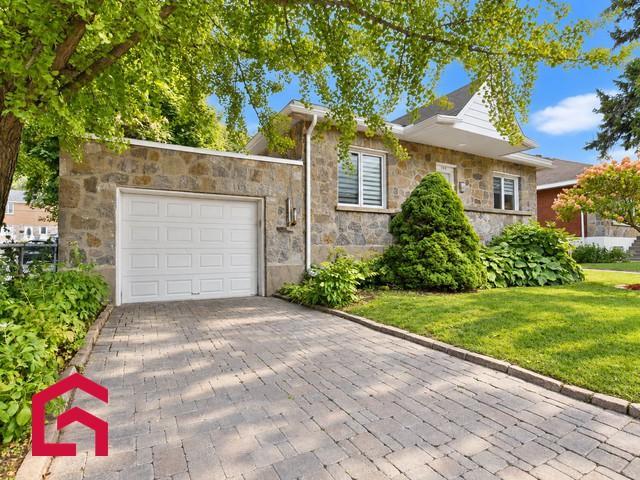 233 65e Avenue — photo 2