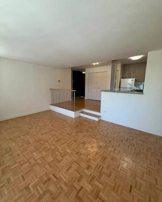 [LEASE TRANSFER] Spacious 3½ in Downtown Montreal – $1,500/month ALL-INCLUDED – FREE FIRST MONTH – Atwater Metro 3