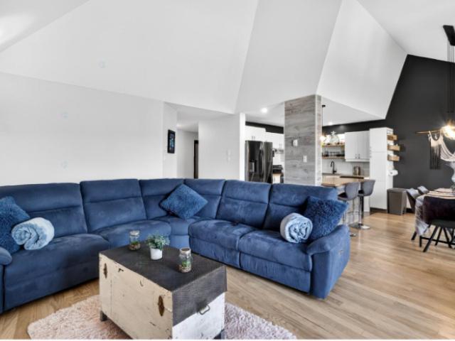 315 Av. Henri Mérette, Pointe-Calumet, QC, Canada — photo 2