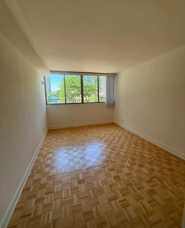 [LEASE TRANSFER] Spacious 3½ in Downtown Montreal – $1,500/month ALL-INCLUDED – FREE FIRST MONTH – Atwater Metro 4