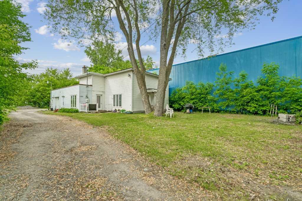180 Boulevard Sainte-Rose, Laval, QC, Canada — photo 1
