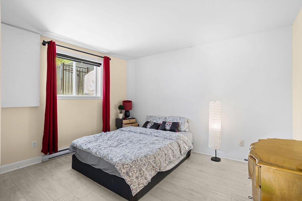 🏡 4 ½ TOUT MEUBLÉ À LOUER — CHOMEDEY, LAVAL  📍 Chomedey, Laval 4