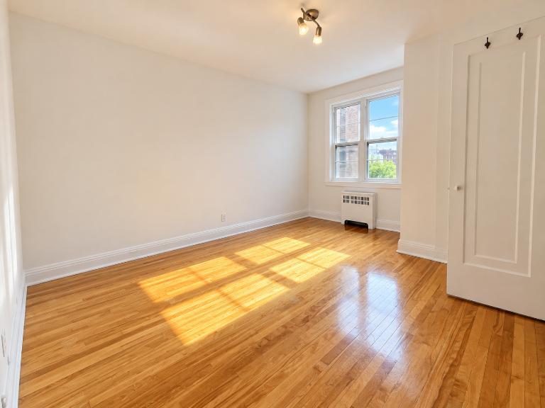 2 CH - 1 SDB - Montréal - $1,600 /mo 3