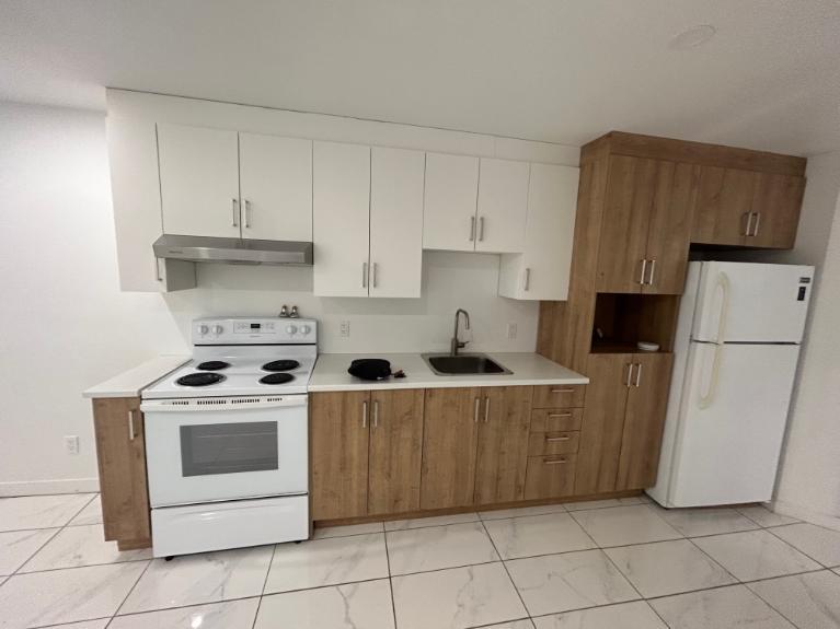 1 CH - 1 SDB - Québec - $975 /mo 1