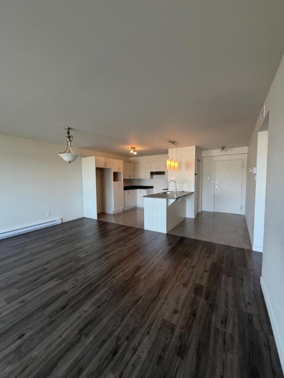 2 CH - 1 SDB - Lévis - $1,250 /mo 4