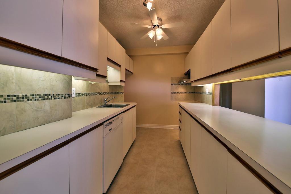 Bord de l’eau, Joli condo 5 1/2 à l’Ile Paton, Laval 4