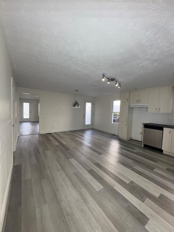Appartement de 3 chambres grand 5 1/2 Granby 2
