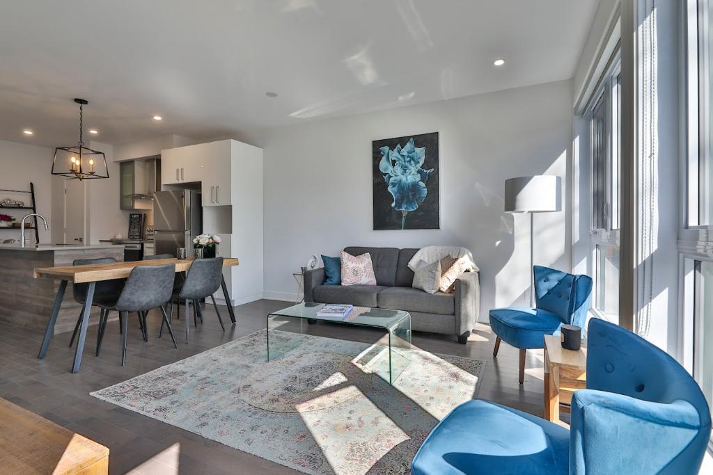 Condo 4 1/2 à louer 3