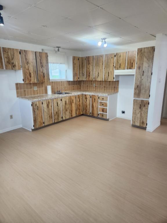 Logement 4 et demi à louer - libre maintenant 5