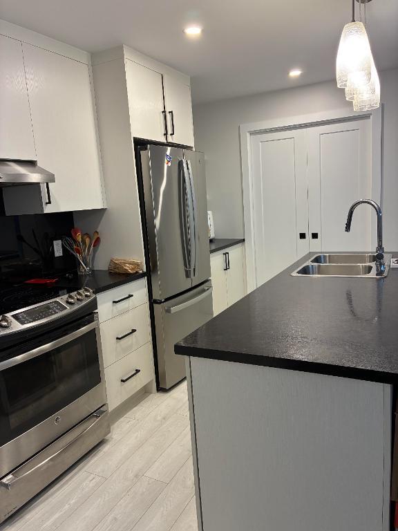 Grand logement  3 1/2, moderne et tout inclus, à Saint-Jean-sur-Richelieu 2
