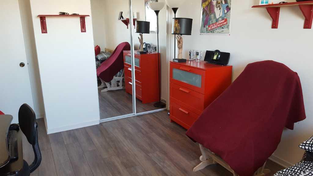 MAGNIFIQUE 4 1/2 ** 1er ÉTAGE ** RÉNOVER + MODERNE + À PIED CÉGEP MONTMORENCY + BEAU SECTEUR ET PAISIBLE + À VOIR + 2
