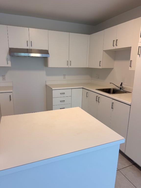4 ½ à louer à Anjou secteur tranquille - 1380$ 2