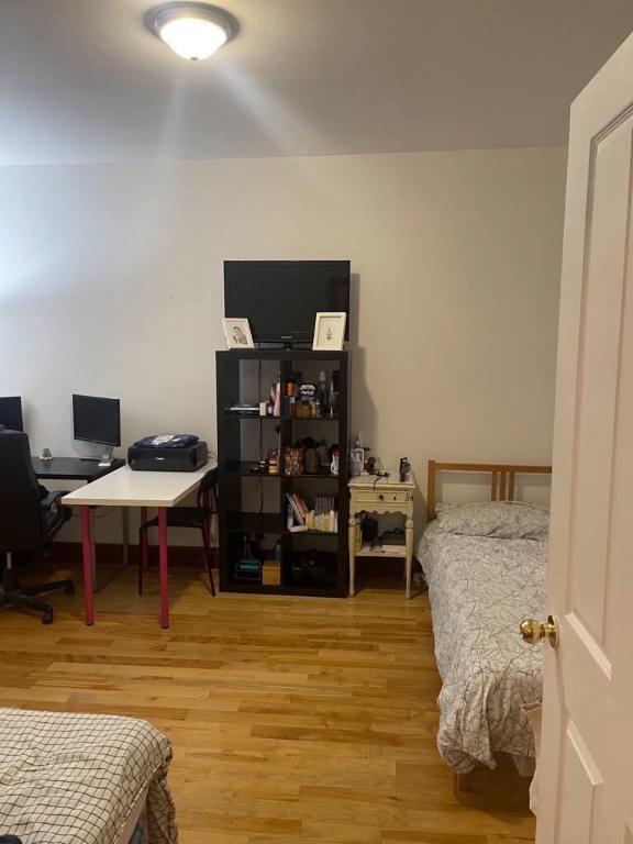Chambre dans 6½ sur le Plateau avec colocs sympas (639) 4
