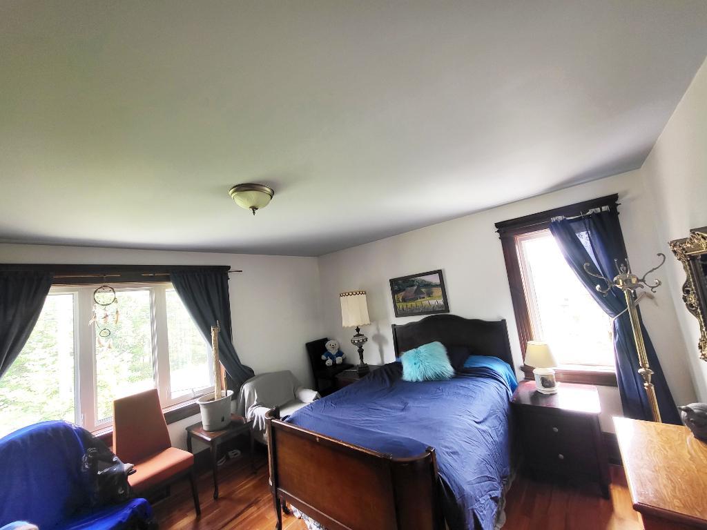 Chambre au bord de L'eau 4