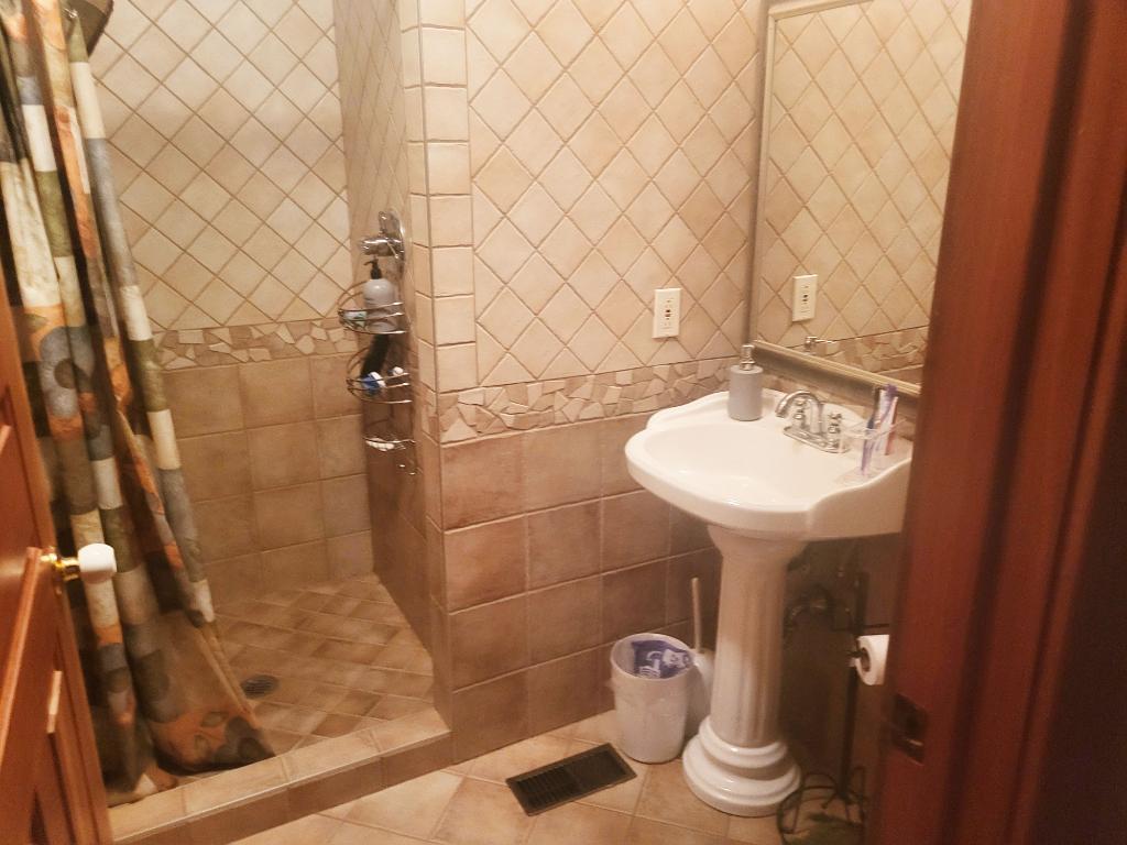 Chambre au bord de L'eau 5