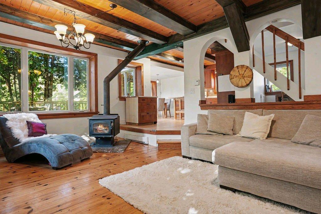 Maison chaleureuse à louer Val-David 2