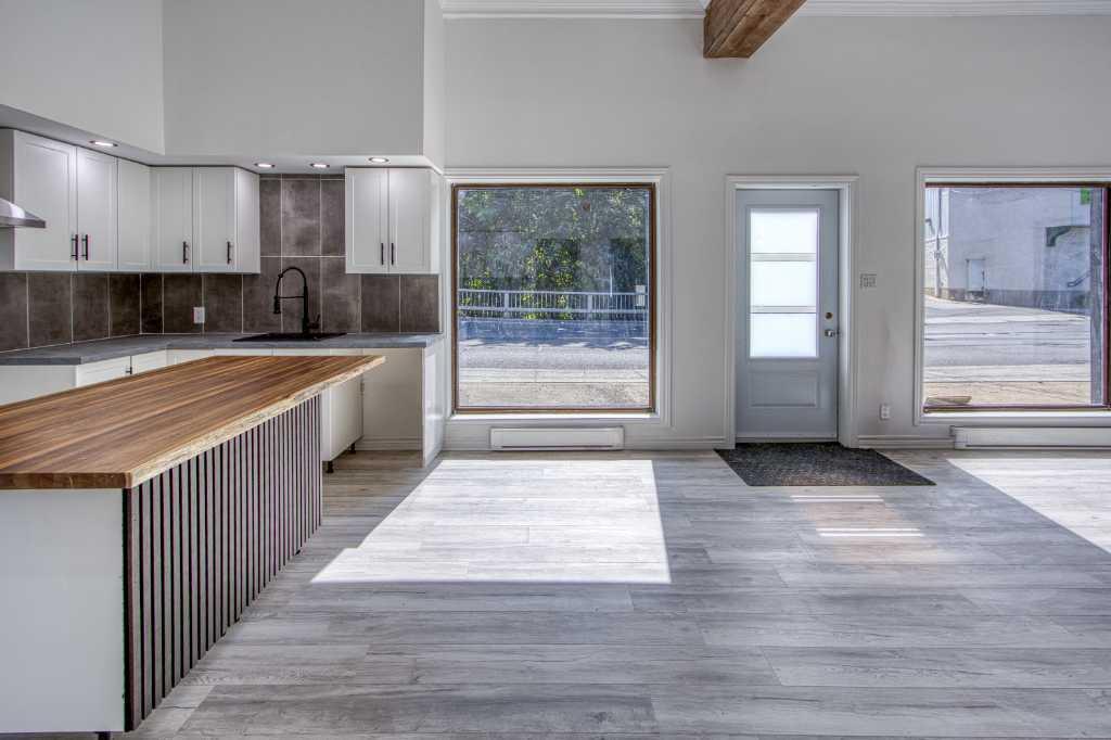 GRAND 4 1/2 PLESSISVILLE NOUVELLEMENT CONSTRUIT (Centre-ville) 3