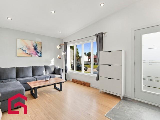 5320 Rue Poincaré — photo 3