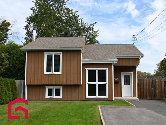 303 8e Avenue — photo 1