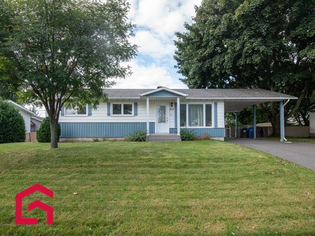 320 Boul. Labbé N. — photo 1